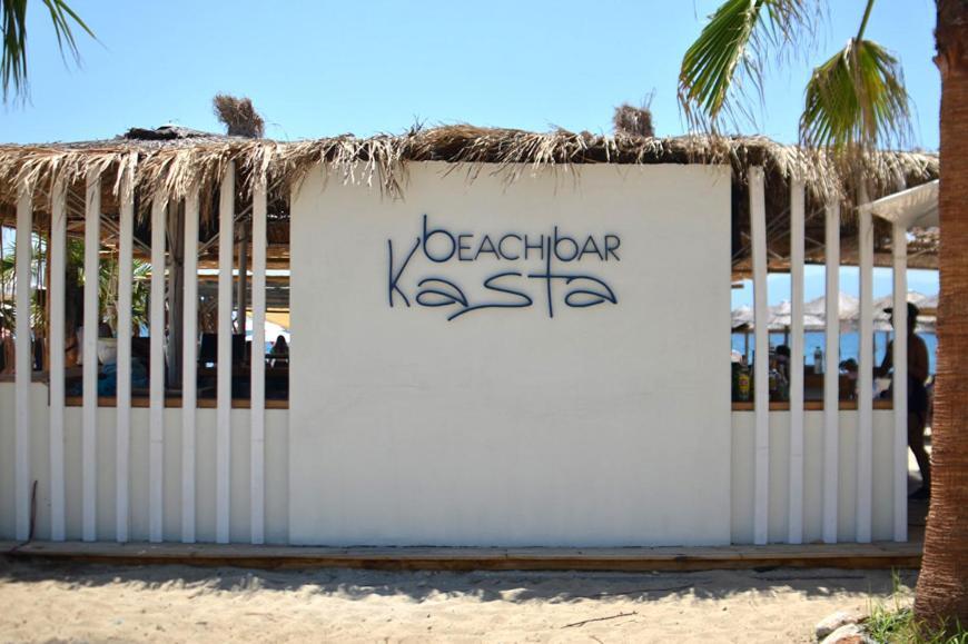 Kasta Beach Hotel Ofrinion Bagian luar foto